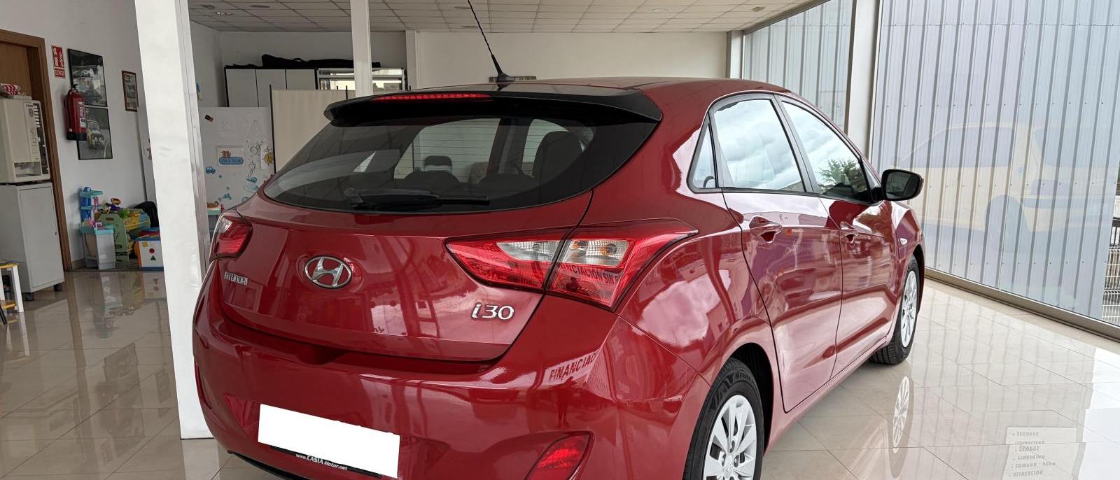 Hyundai i30 1.6 CRDI 90CV
